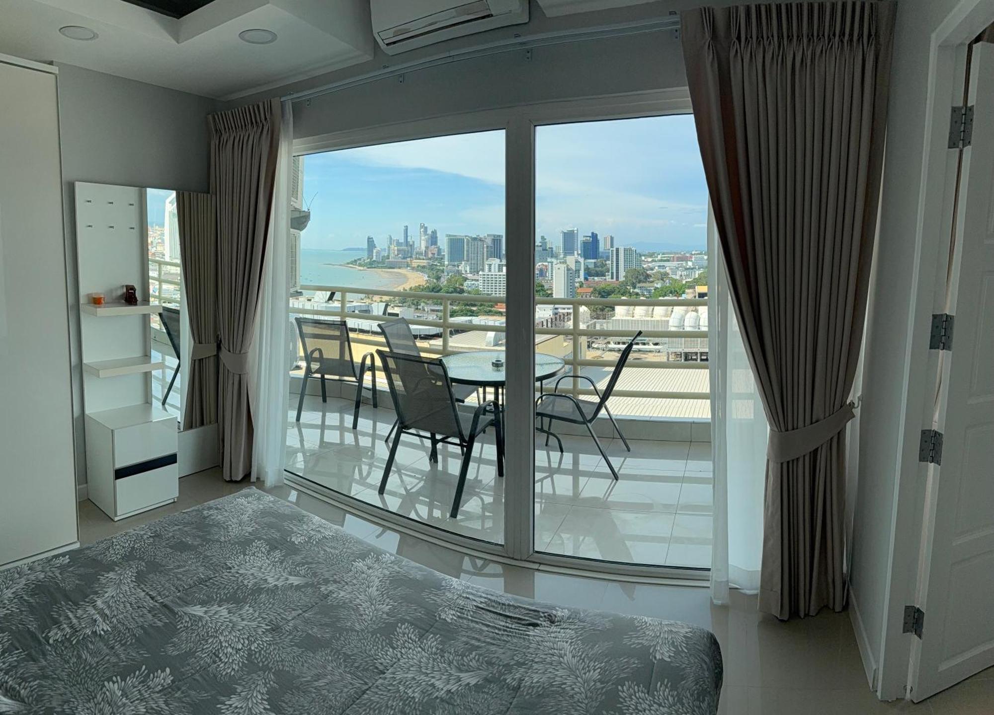 Pattaya Beach View Talay 6 By Aegean Suite Condo *