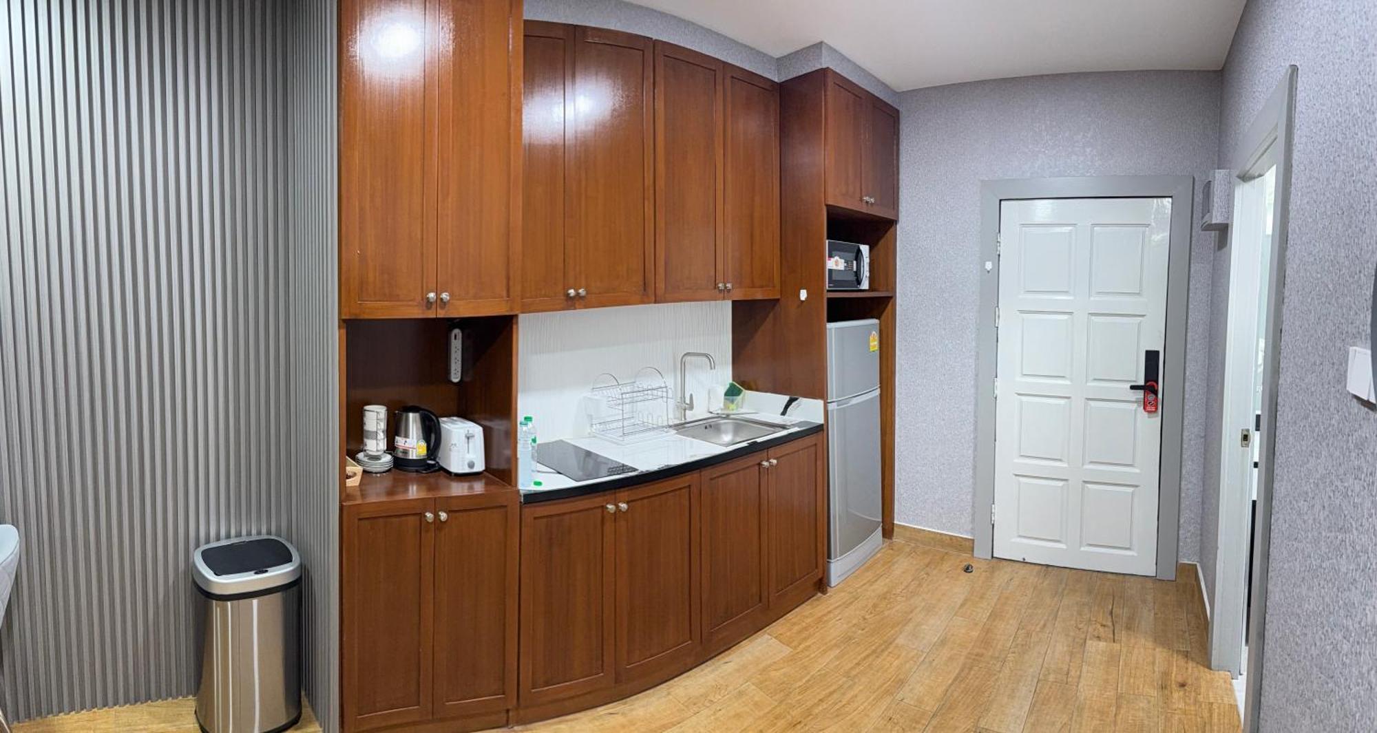 Pattaya Beach View Talay 6 By Aegean Suite Condo *