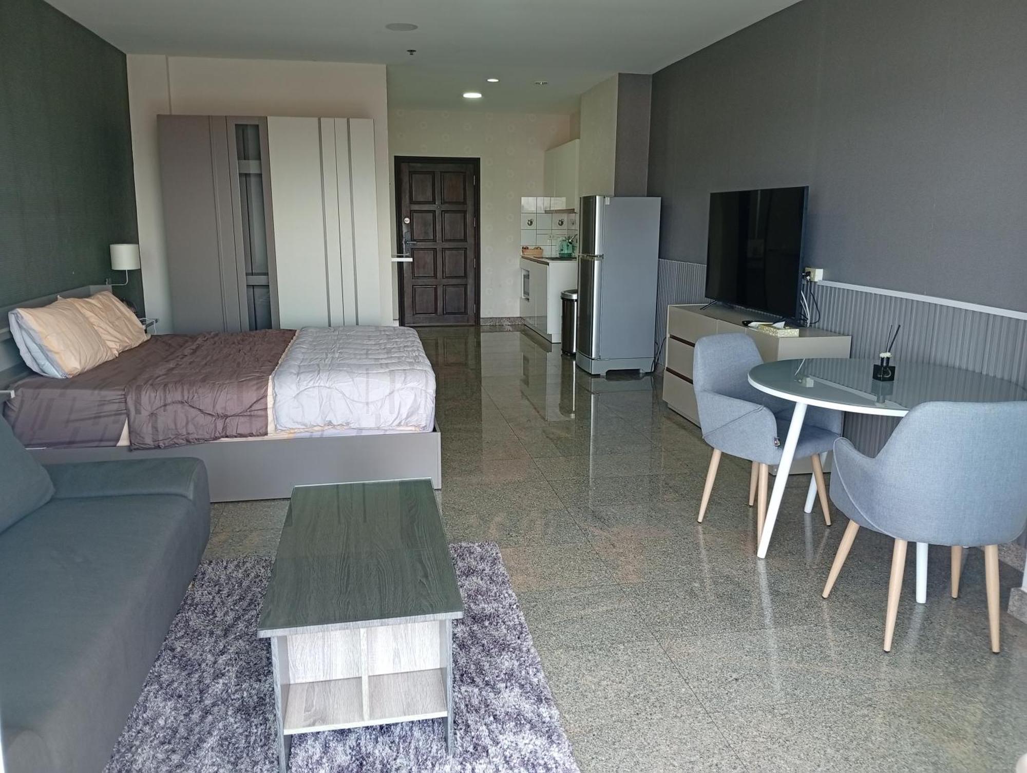 Pattaya Beach View Talay 6 By Aegean Suite Condo *